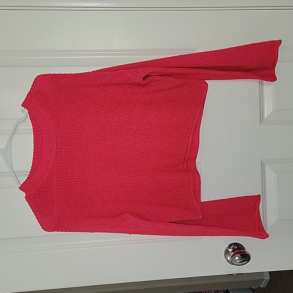 Knitted crop